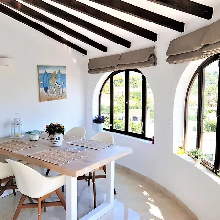 Villa Neu Renovierte Mit Privatem Pool Fusslaeufig Zum Benissa