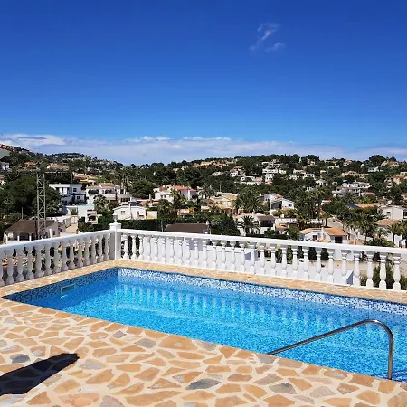 Neu Renovierte Mit Privatem Pool Fusslaeufig Zum Villa