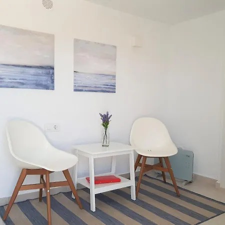 Neu Renovierte Mit Privatem Pool Fusslaeufig Zum