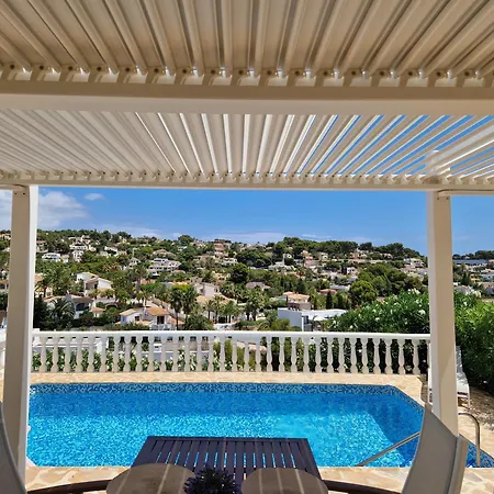 Neu Renovierte Mit Privatem Pool Fusslaeufig Zum Benissa